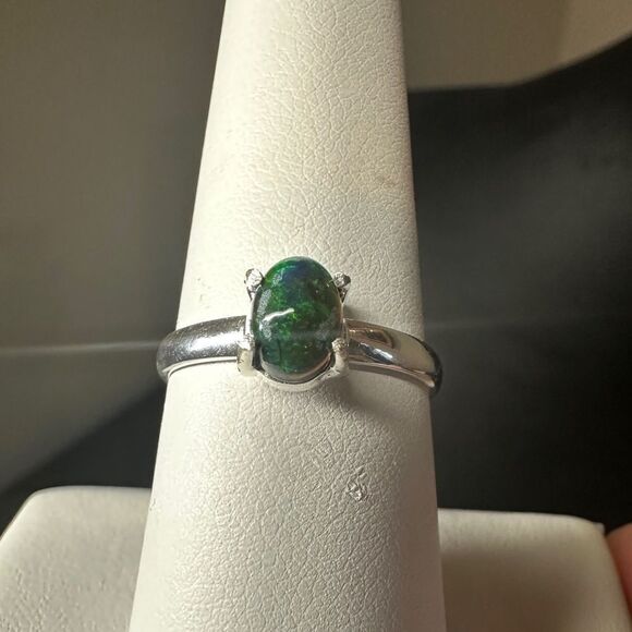 5x7mm cabochon opal solitaire in sterling silver! - Picture 1 of 10
